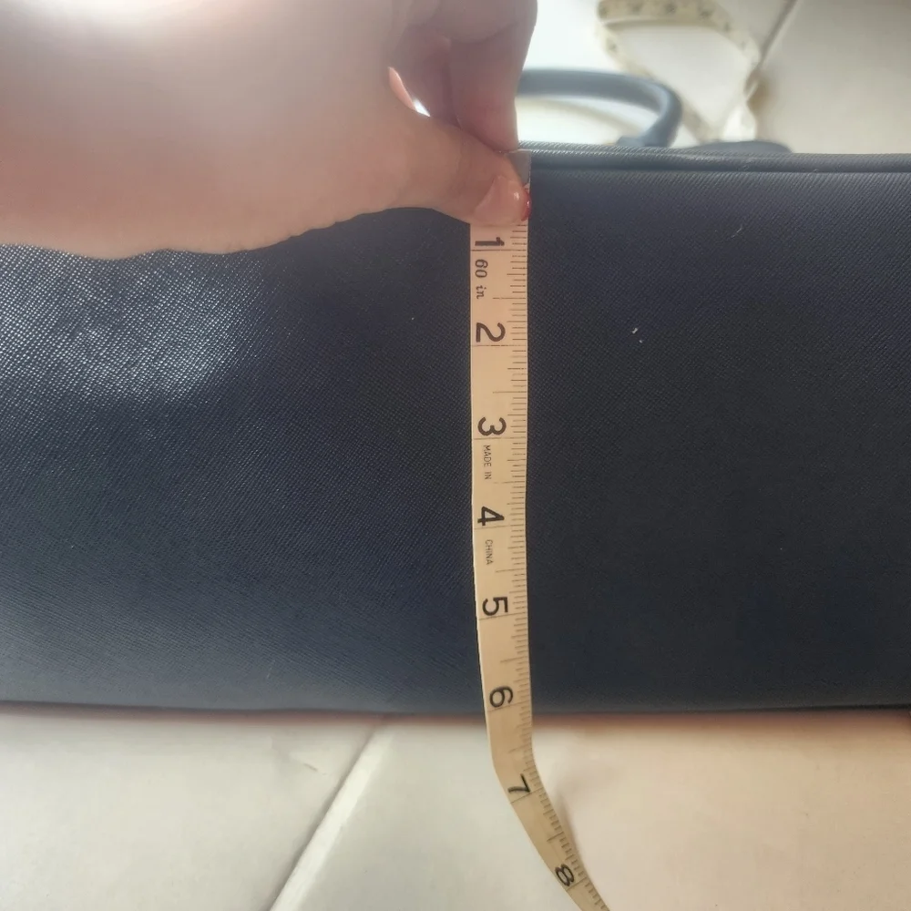 🌸 Prada | Handbag | Medoum sized bag - Picture 5 of 16